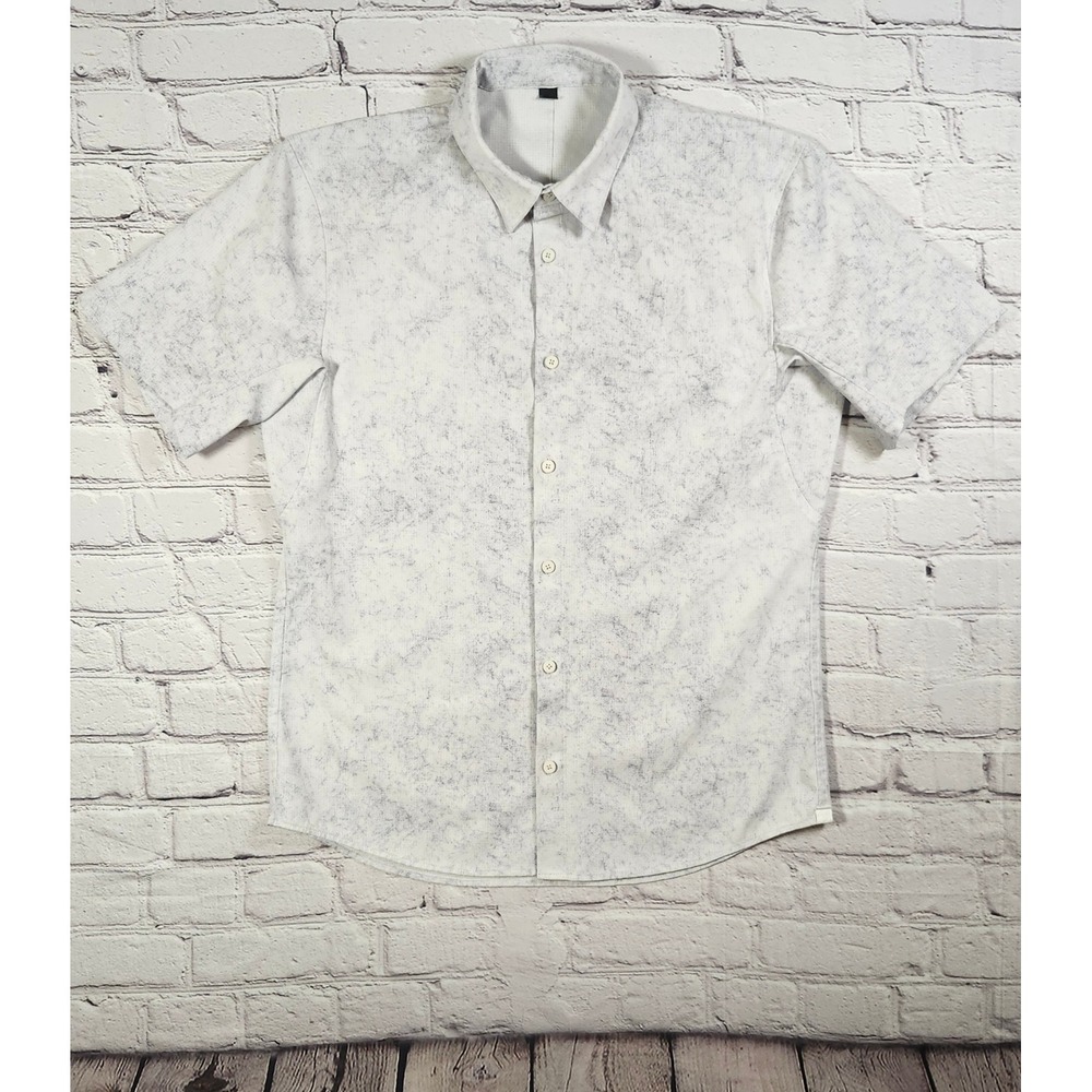 Lululemon Commission Short Sleeve Shirt Mens Medium Grey Ripstop Button Down